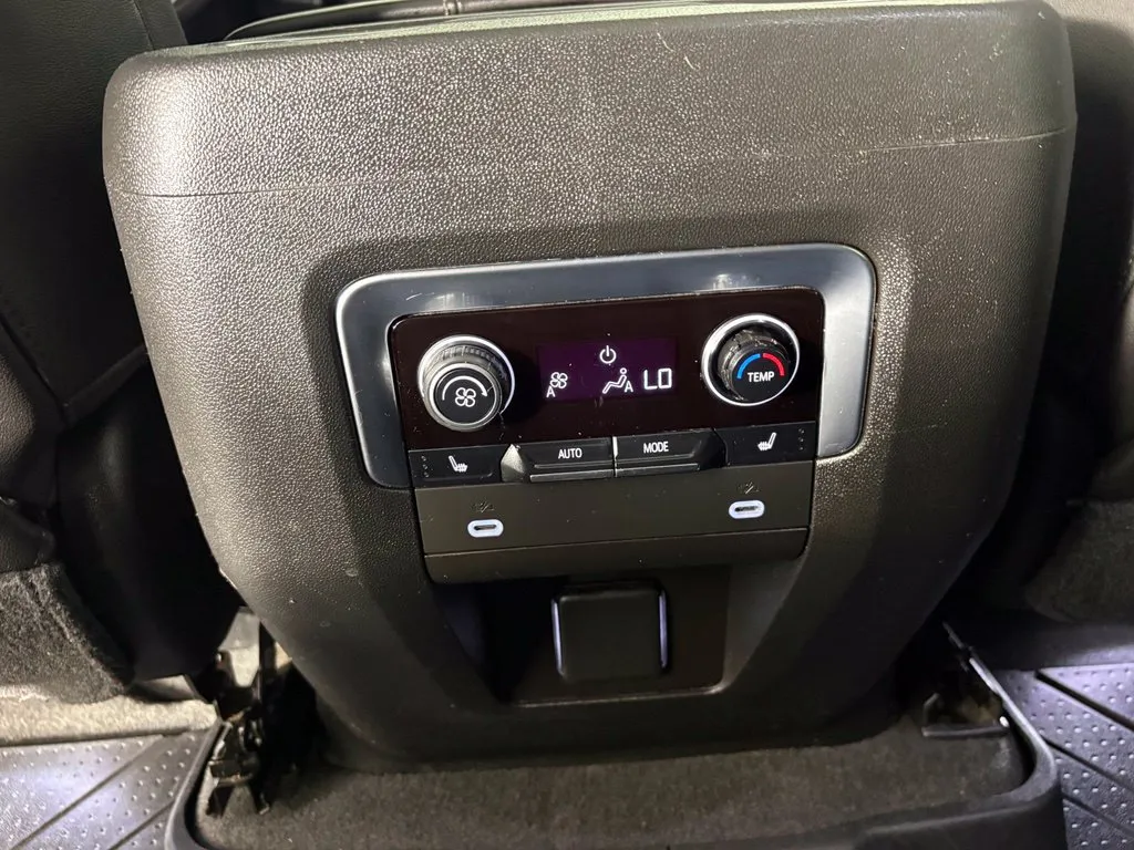 Chevrolet Tahoe photo 47