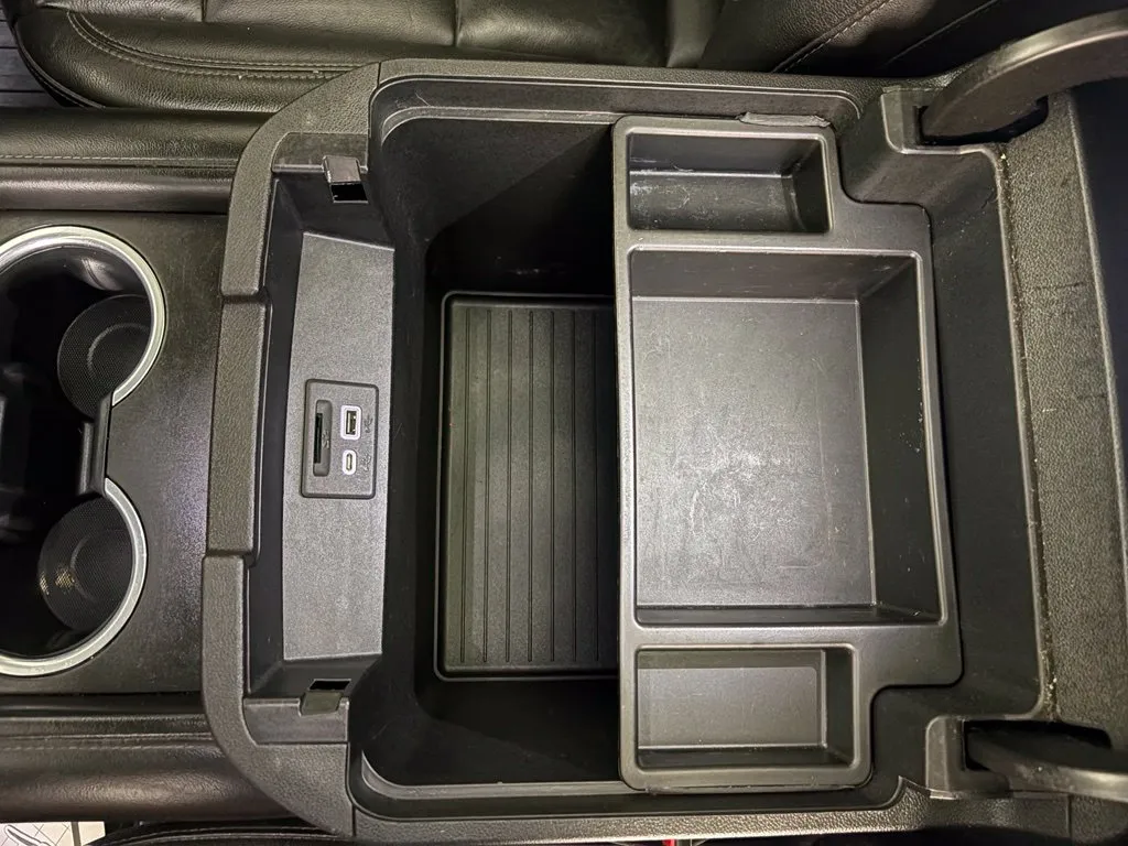 Chevrolet Tahoe photo 34