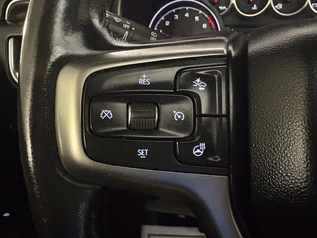 Chevrolet Tahoe photo 22