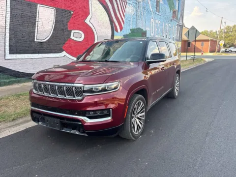 Photos of 2023 Jeep Grand Wagoneer Series III for sale in Des Arc, AR at D3 Auto Sales - Des Arc, AR