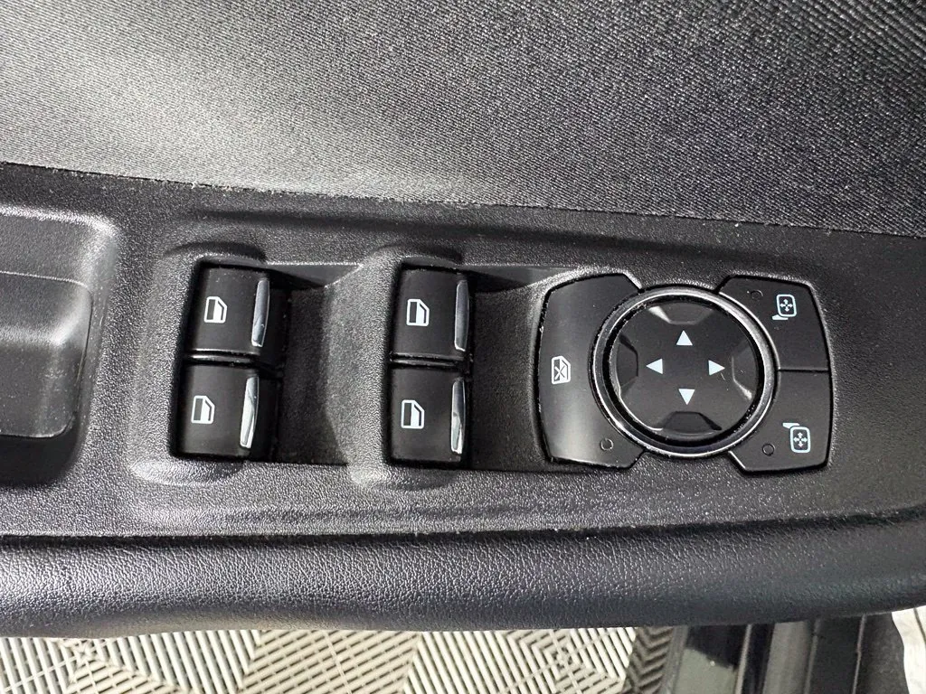 Ford Edge photo 14