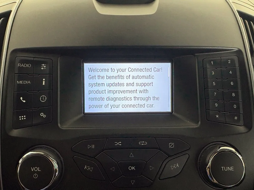 Ford Edge photo 21