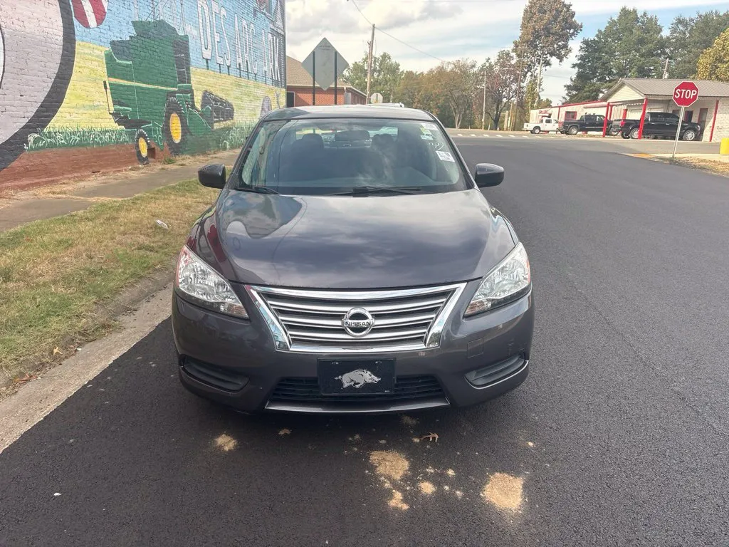 Nissan Sentra photo 9