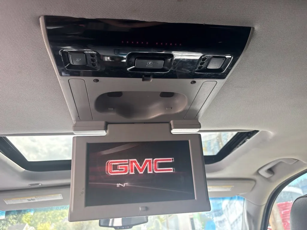 GMC Yukon XL photo 20