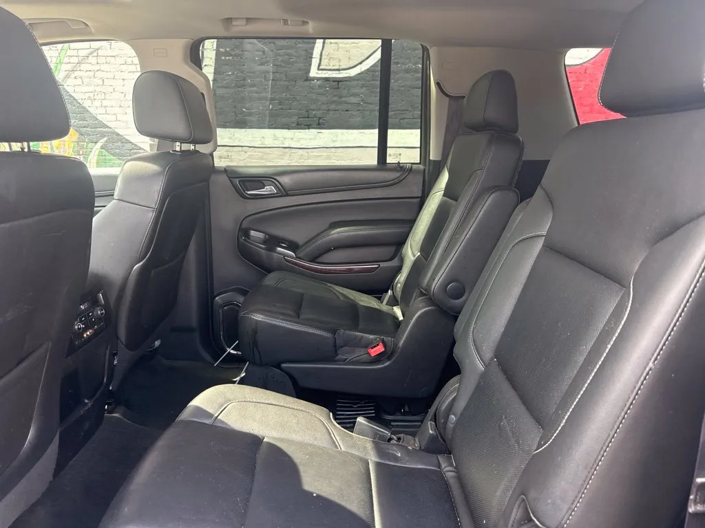 GMC Yukon XL photo 19
