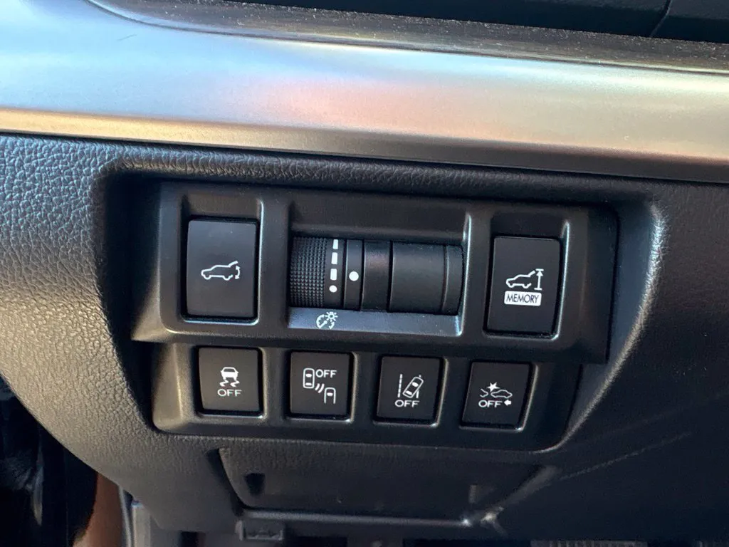 Subaru Outback photo 12