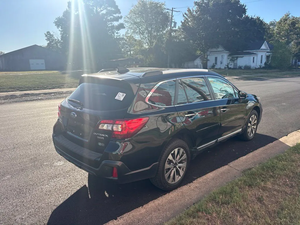 Subaru Outback photo 6