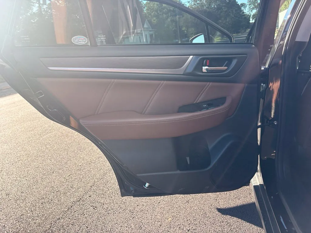 Subaru Outback photo 19