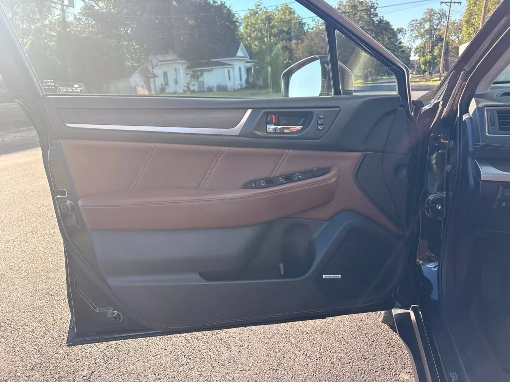 Subaru Outback photo 10
