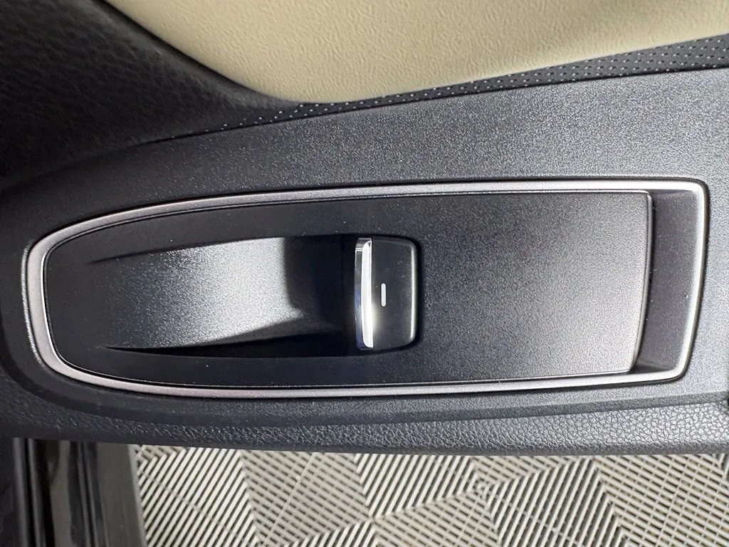 Subaru Ascent photo 47