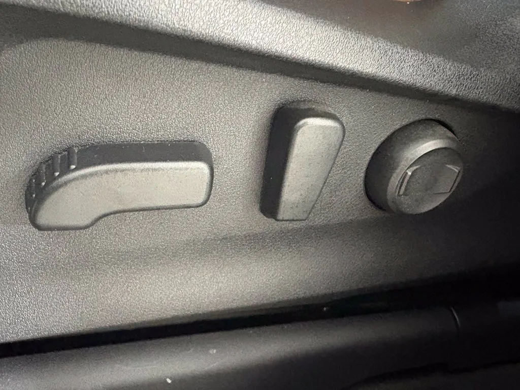 Subaru Ascent photo 11