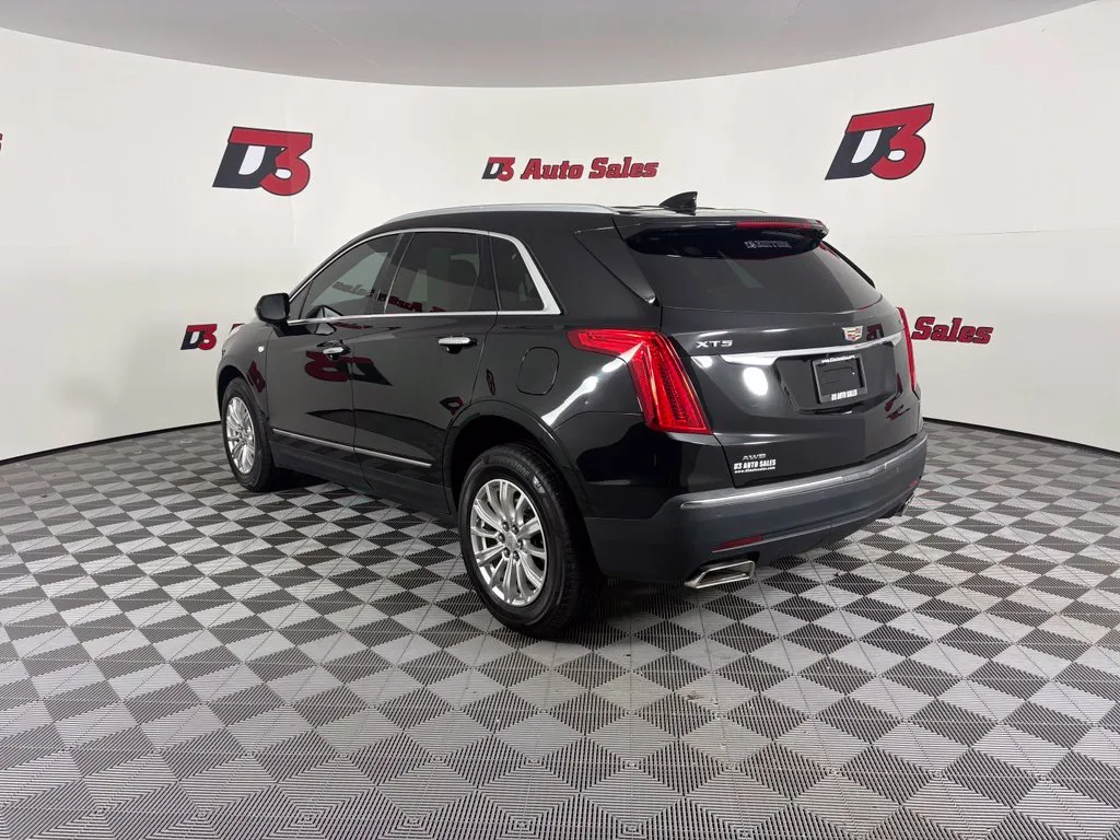 Cadillac XT5 photo 4
