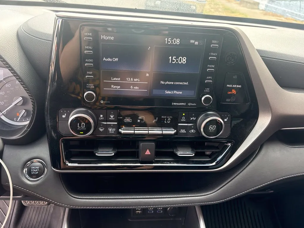 Toyota Highlander photo 15