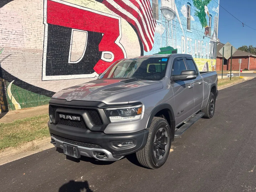 Ram 1500 photo 2