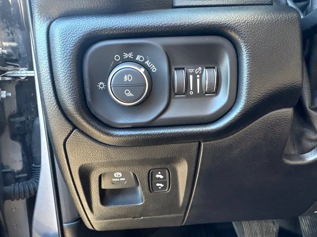 Ram 1500 photo 12
