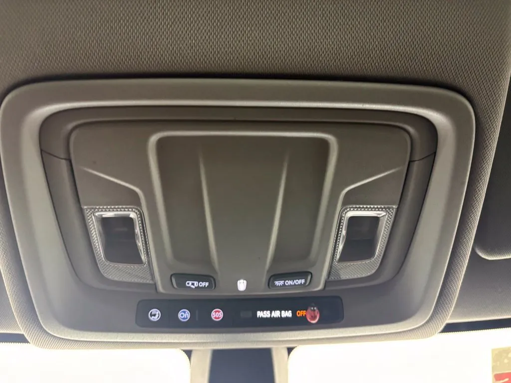 Chevrolet Silverado photo 28