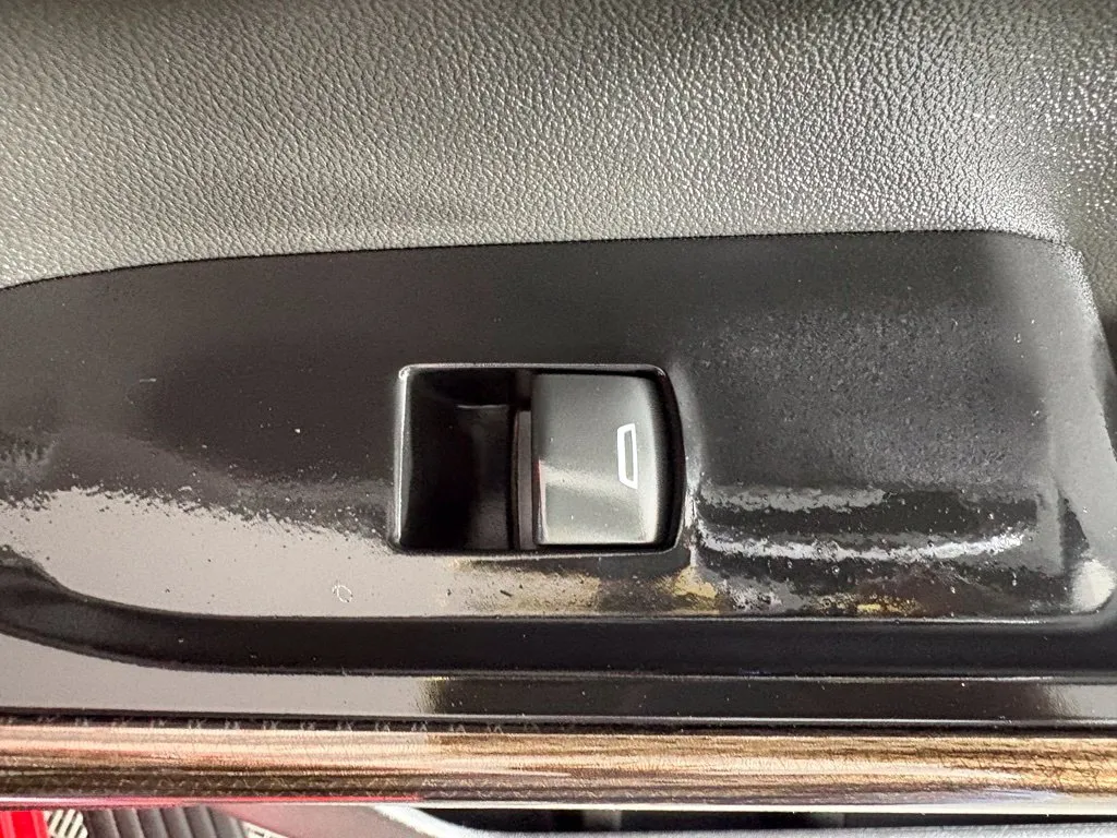 Chevrolet Silverado photo 35