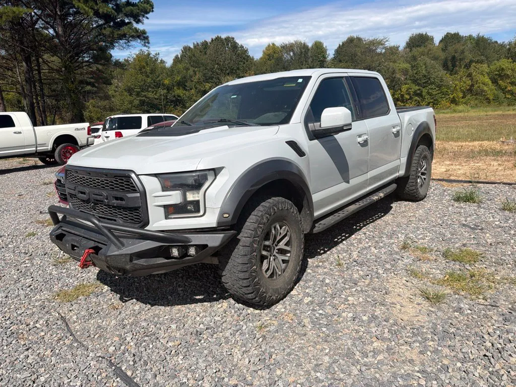 Ford F-150 photo 9