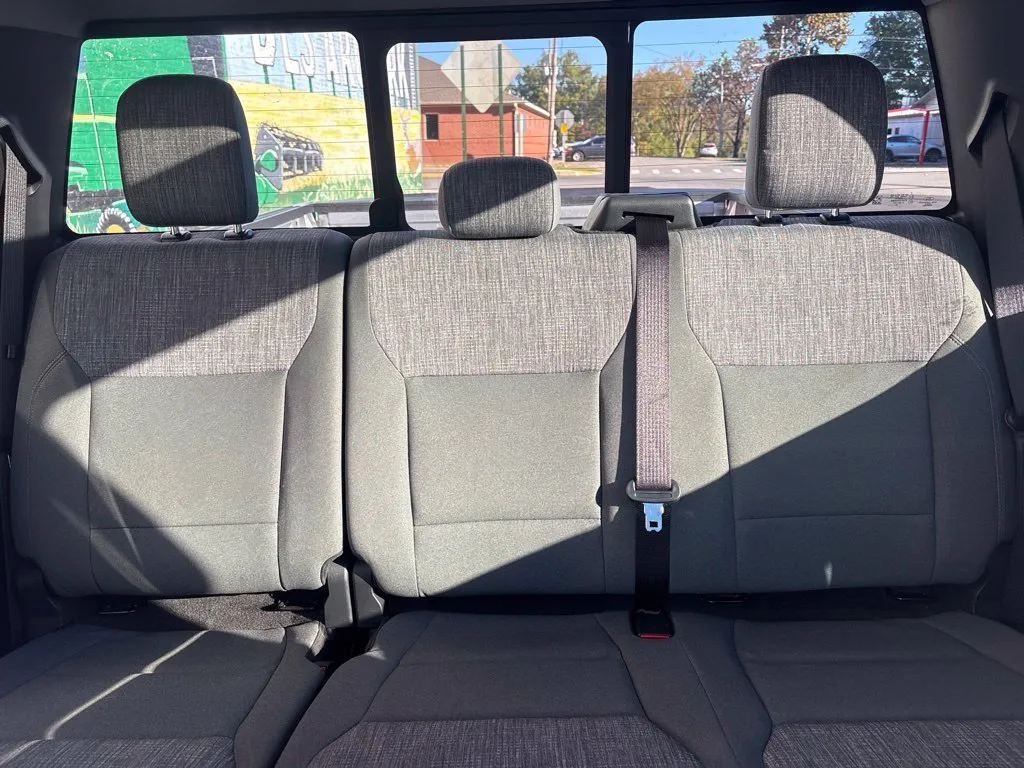Ford F-150 photo 18