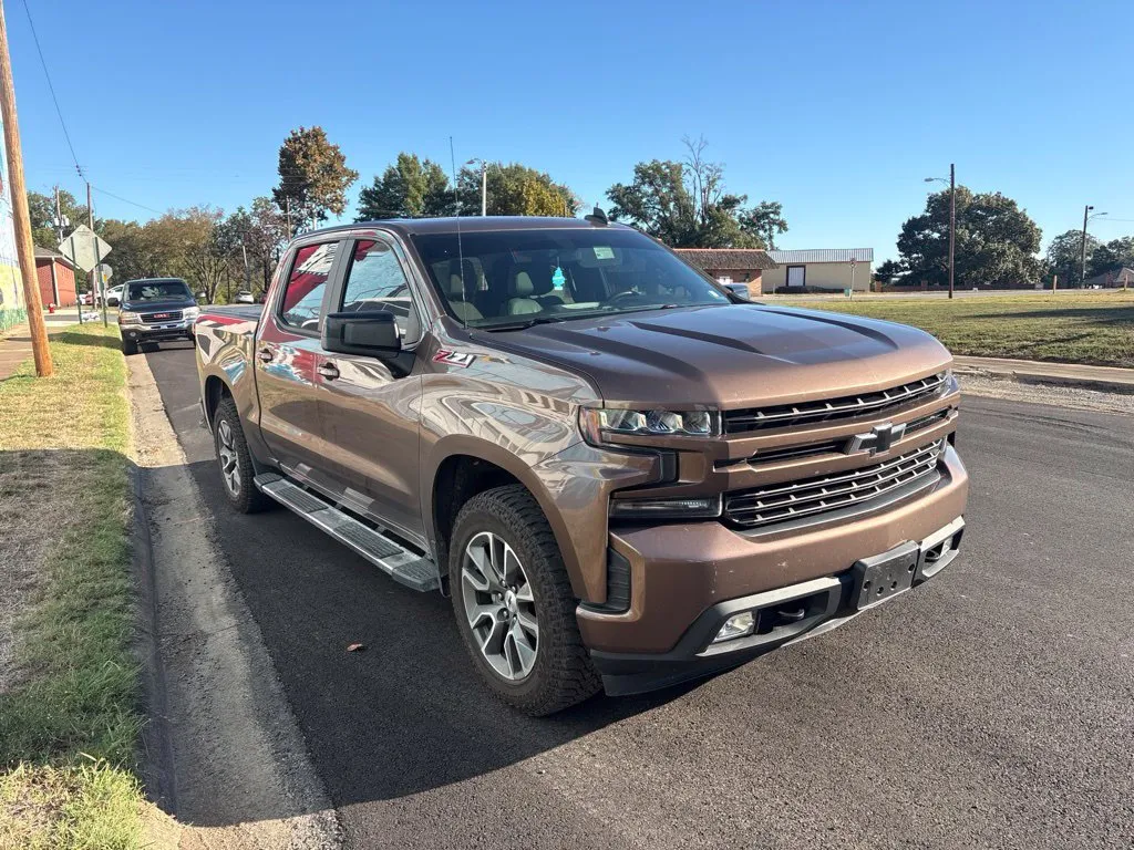 Chevrolet Silverado photo 8
