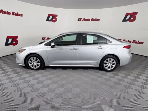 More photos of 2022 Toyota Corolla LE at D3 Auto Sales - Des Arc, AR, AR