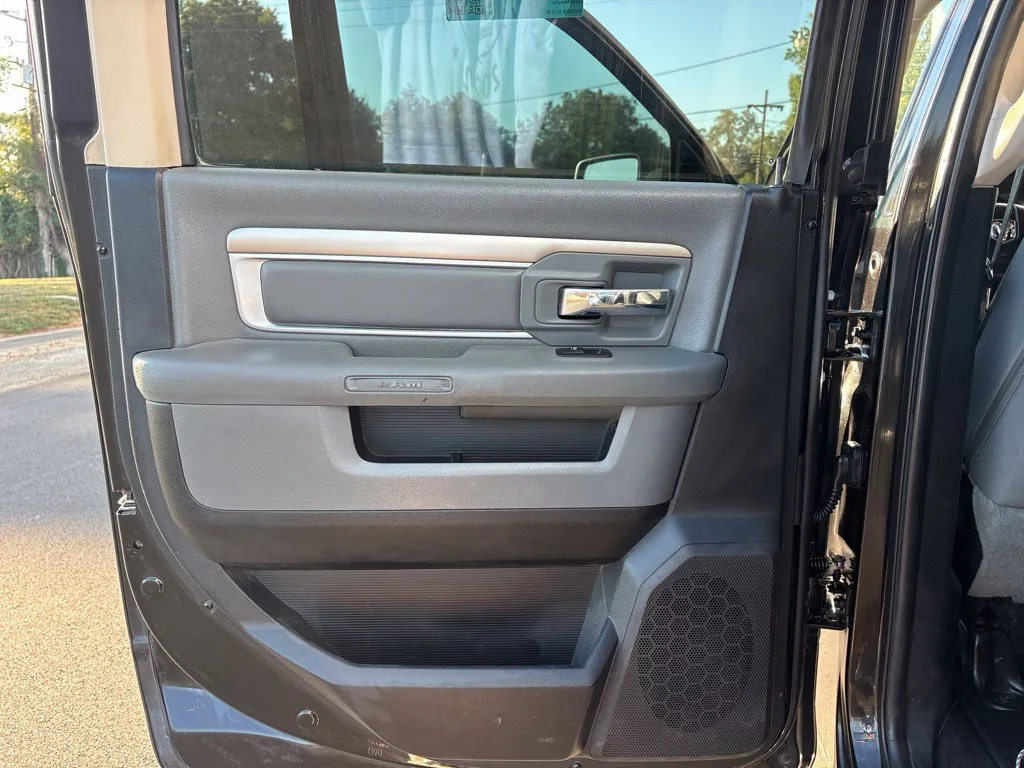 Ram 2500 photo 21