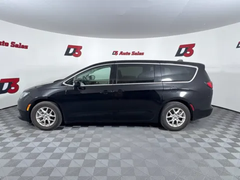 More photos of 2024 Chrysler Voyager LX at D3 Auto Sales - Des Arc, AR, AR