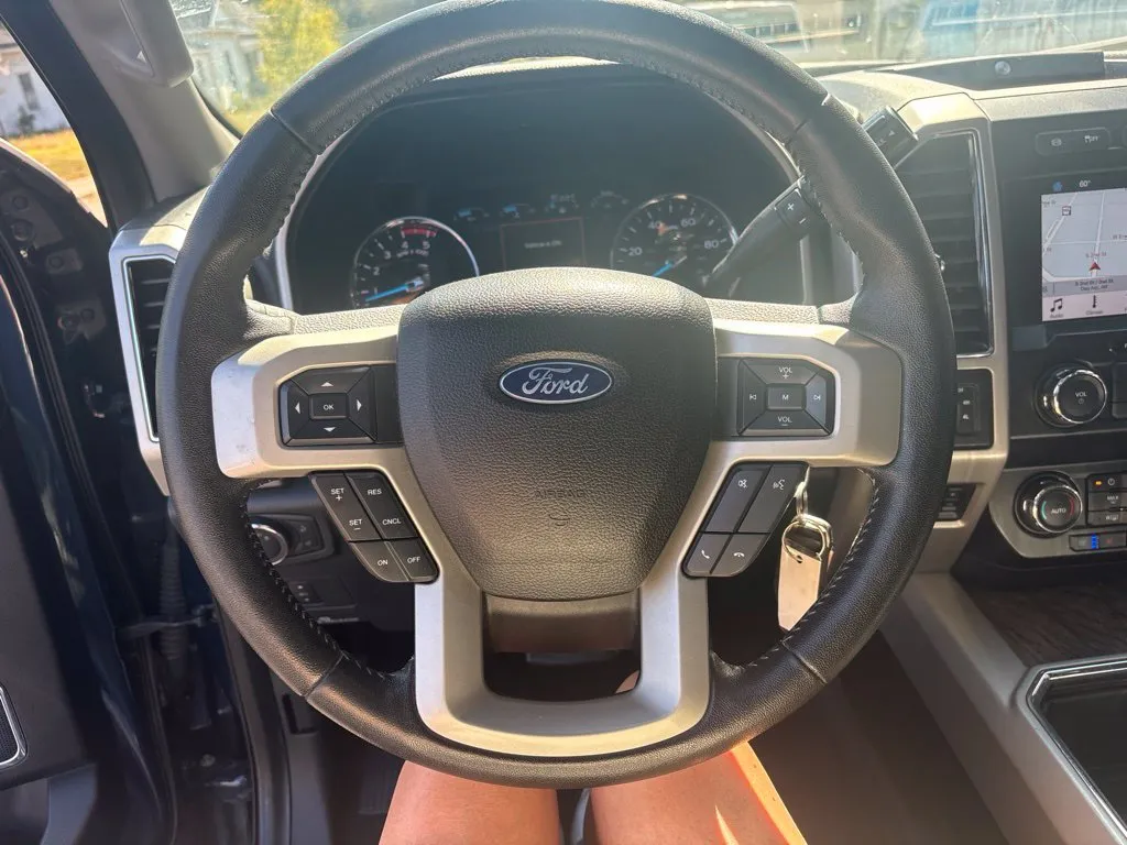 Ford F-250SD photo 16