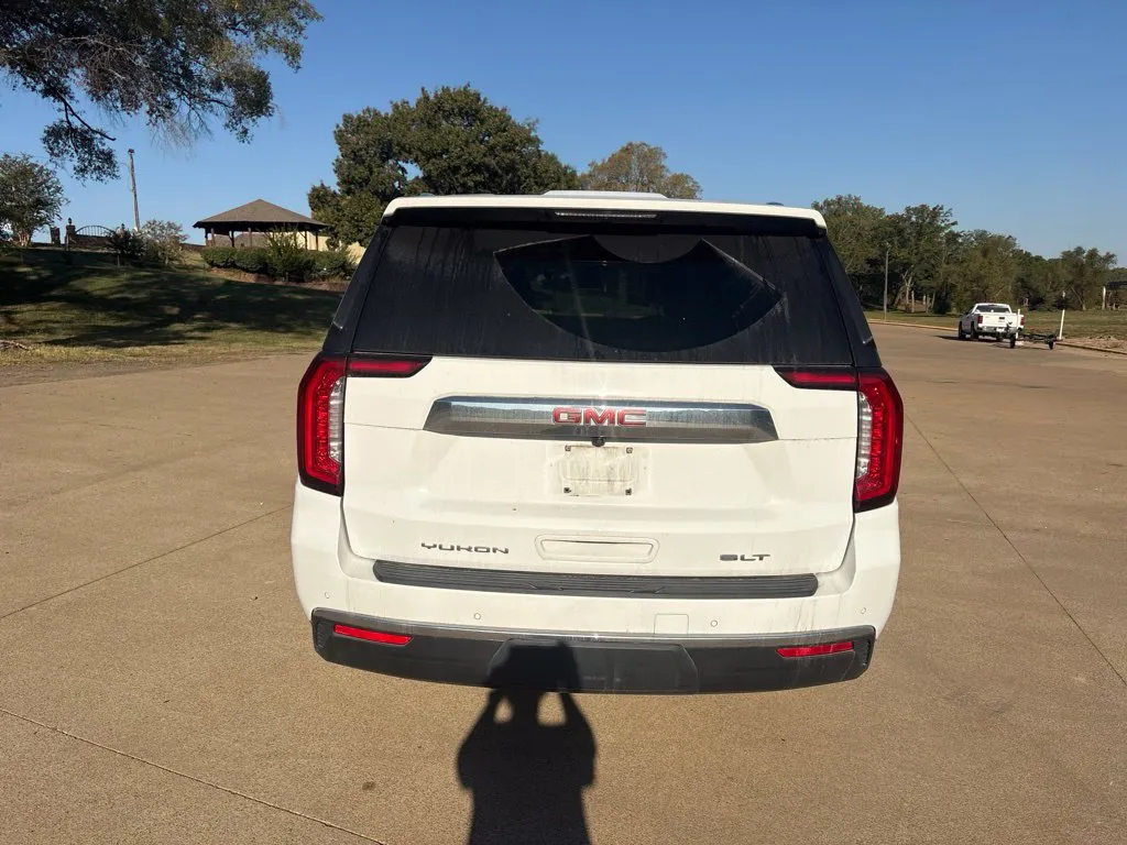 GMC Yukon photo 7