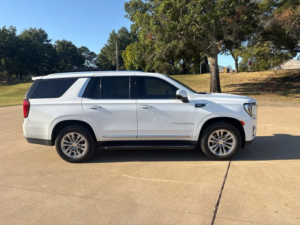 GMC Yukon photo 9