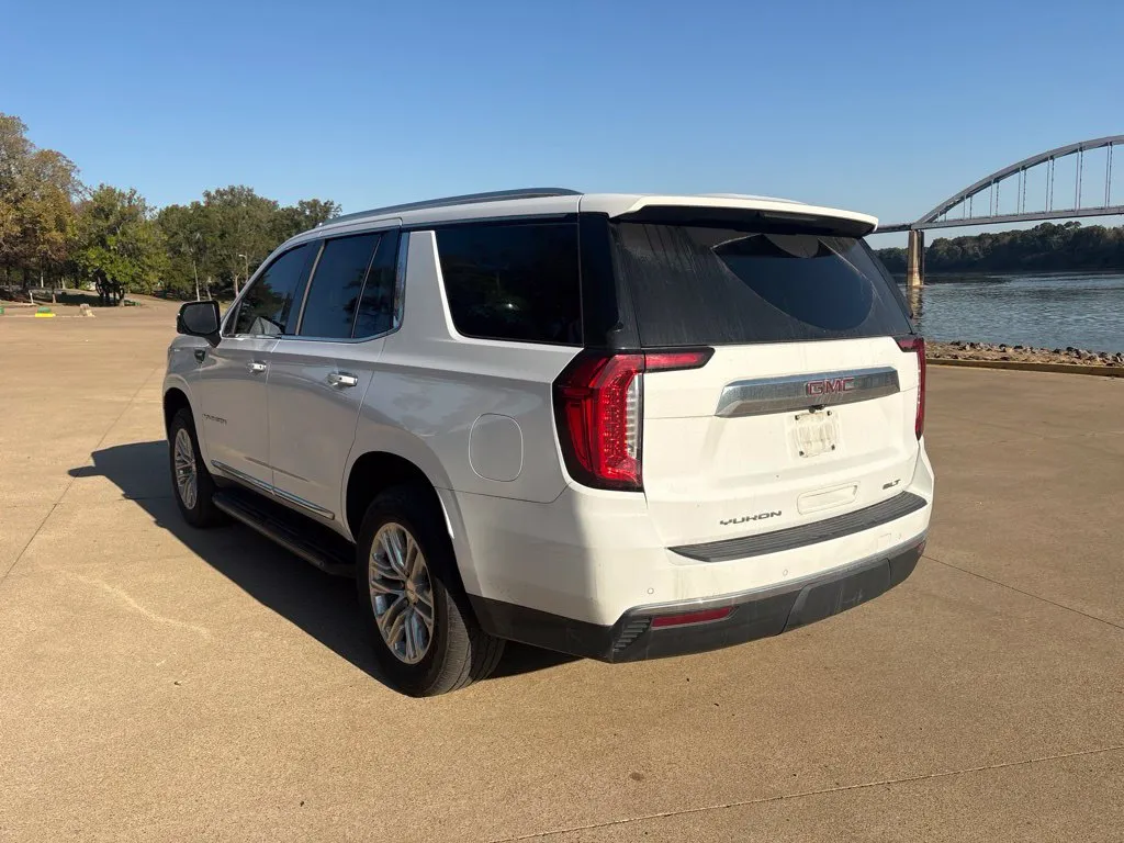 GMC Yukon photo 5
