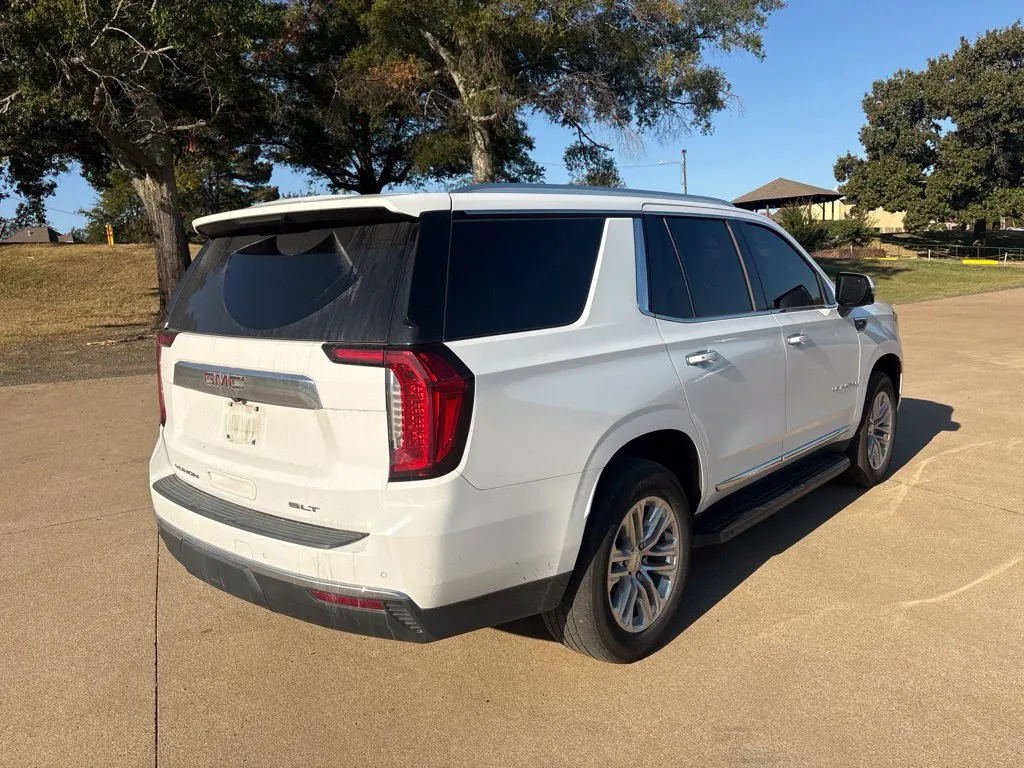 GMC Yukon photo 8