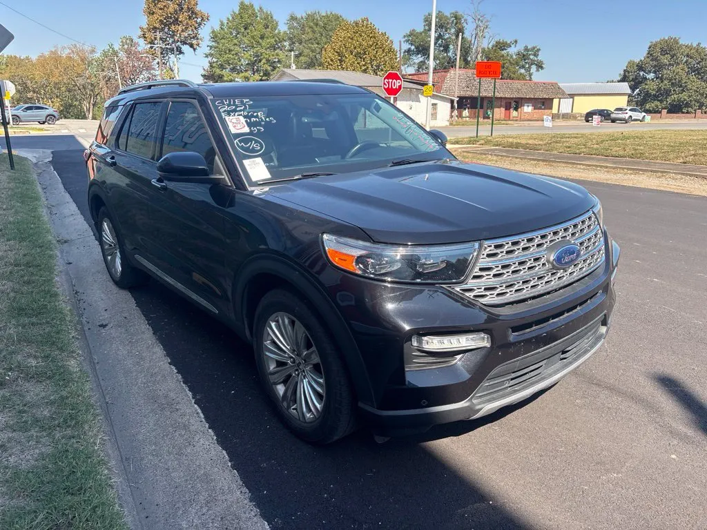 Ford Explorer photo 10
