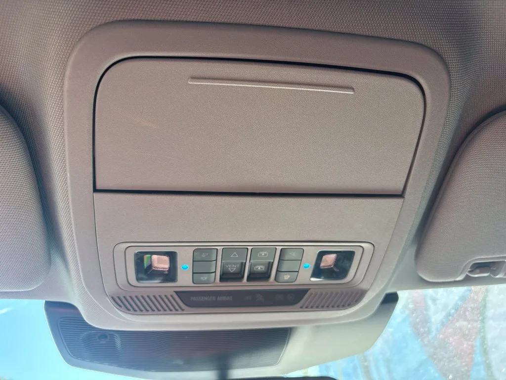 Ford Explorer photo 21