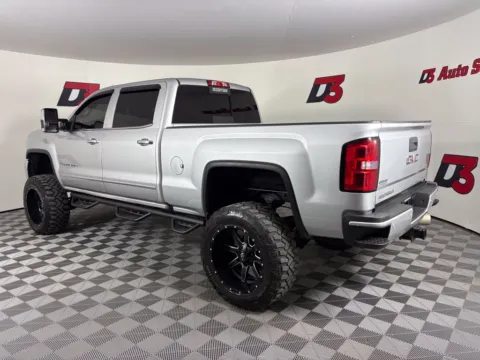 More photos of 2019 GMC Sierra 2500 HD Denali at D3 Auto Sales - Des Arc, AR, AR