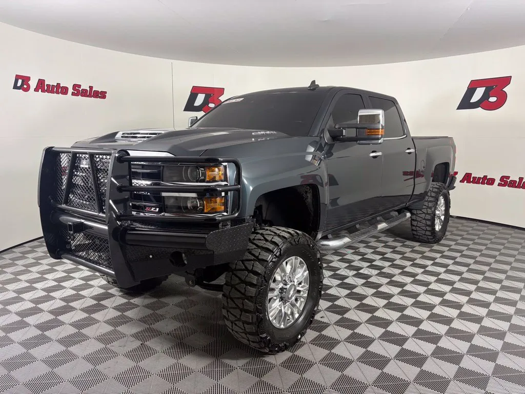 Used 2019 Chevrolet Silverado 2500HD LTZ with VIN 1GC1KTEY8KF165261 for sale in Little Rock