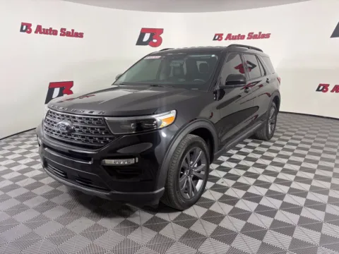 Photos of 2024 Ford Explorer XLT for sale in Des Arc, AR at D3 Auto Sales - Des Arc, AR