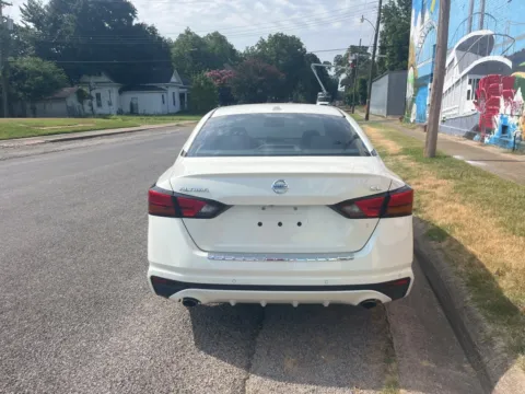 More photos of 2021 Nissan Altima 2.5 SL at D3 Auto Sales - Des Arc, AR, AR