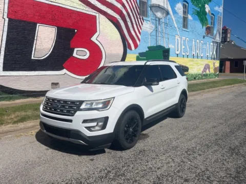 Photos of 2016 Ford Explorer XLT for sale in Des Arc, AR at D3 Auto Sales - Des Arc, AR