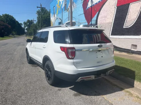 More photos of 2016 Ford Explorer XLT at D3 Auto Sales - Des Arc, AR, AR