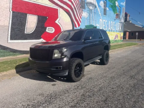 Photos of 2017 Chevrolet Tahoe LS for sale in Des Arc, AR at D3 Auto Sales - Des Arc, AR