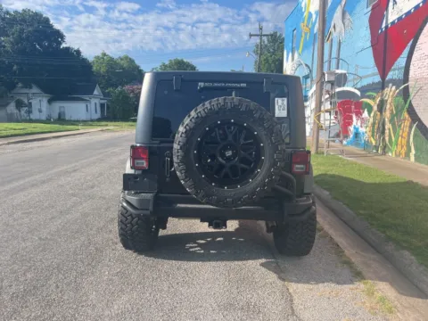 More photos of 2012 Jeep Wrangler Unlimited Rubicon at D3 Auto Sales - Des Arc, AR, AR