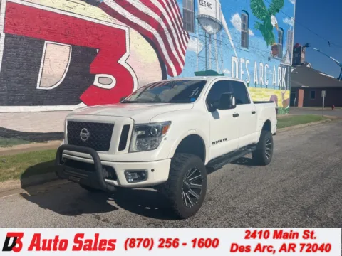 White 2018 Nissan Titan PRO-4X for sale in Des Arc, AR