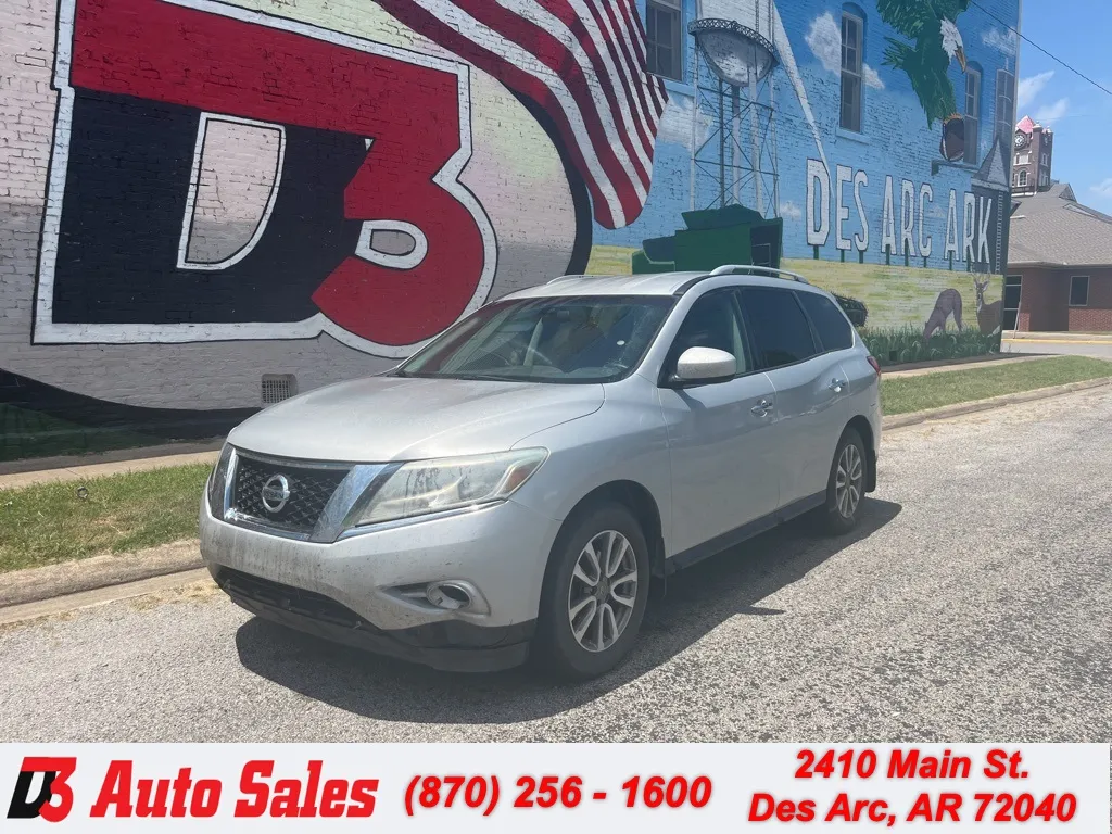 Silver 2015 Nissan Pathfinder S for sale in Des Arc, AR