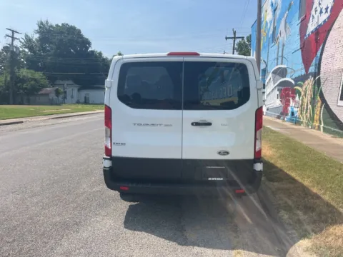 More photos of 2021 Ford Transit-350 XLT at D3 Auto Sales - Des Arc, AR, AR