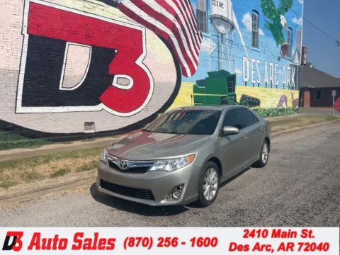 Green 2014 Toyota Camry L for sale in Des Arc, AR