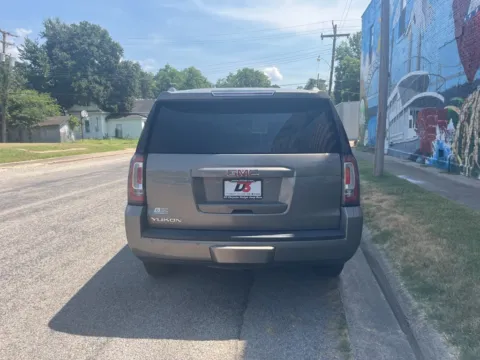 More photos of 2019 GMC Yukon SLT at D3 Auto Sales - Des Arc, AR, AR