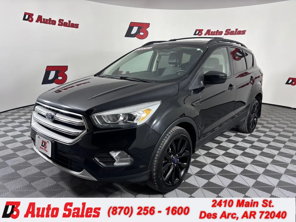 Black 2017 Ford Escape SE for sale in Des Arc, AR