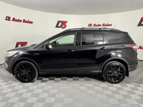 Another view of 2017 Ford Escape SE for sale in Des Arc, AR at D3 Auto Sales - Des Arc, AR