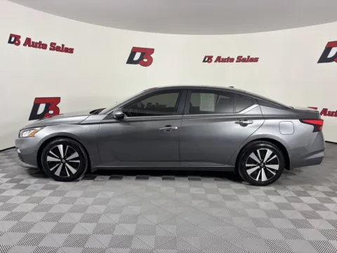 Another view of 2022 Nissan Altima 2.5 SV for sale in Des Arc, AR at D3 Auto Sales - Des Arc, AR
